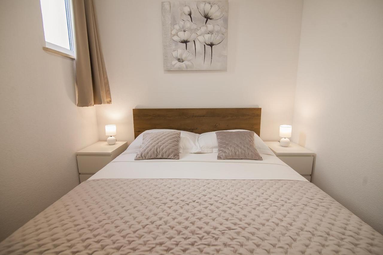 Domus Apartments Бол Экстерьер фото