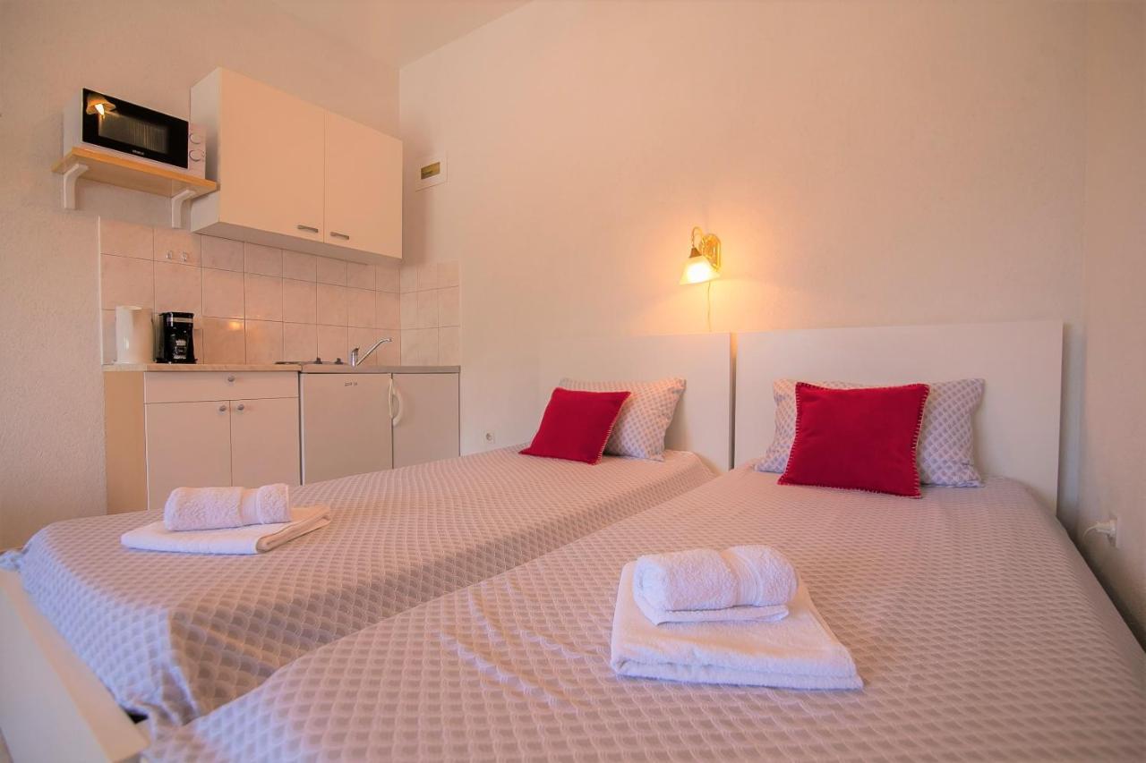 Domus Apartments Бол Экстерьер фото